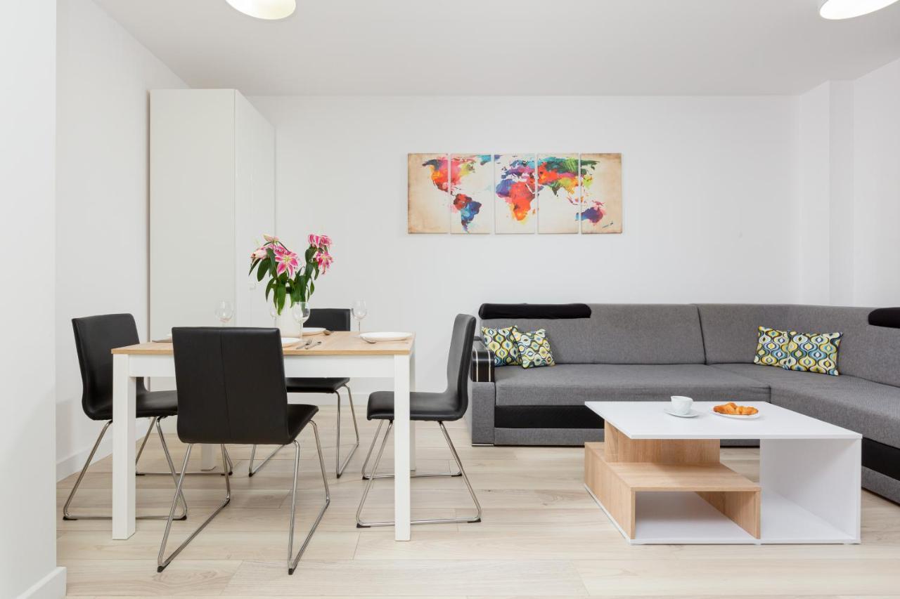 City Center Apartments Hoza By Noclegi Renters Warsaw Exterior photo