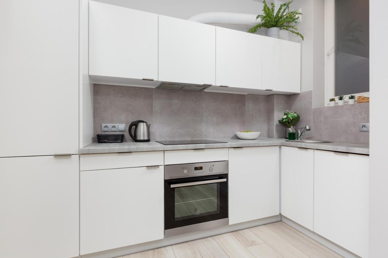City Center Apartments Hoza By Noclegi Renters Warsaw Exterior photo